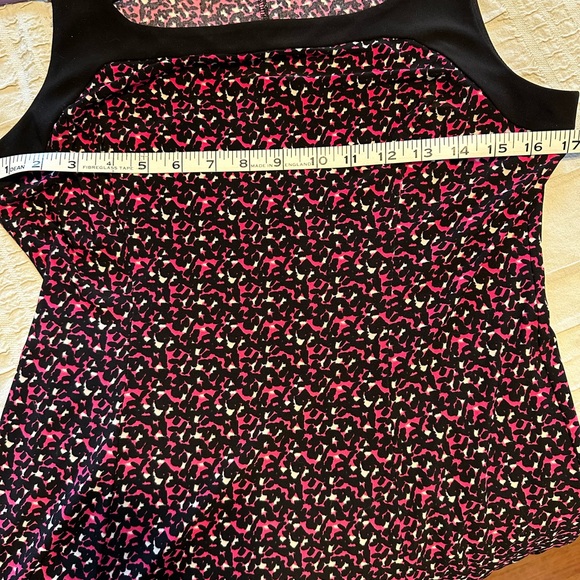 Comfy CHAPS Sleeveless Swing Dress (size M) - Picture 7 of 8